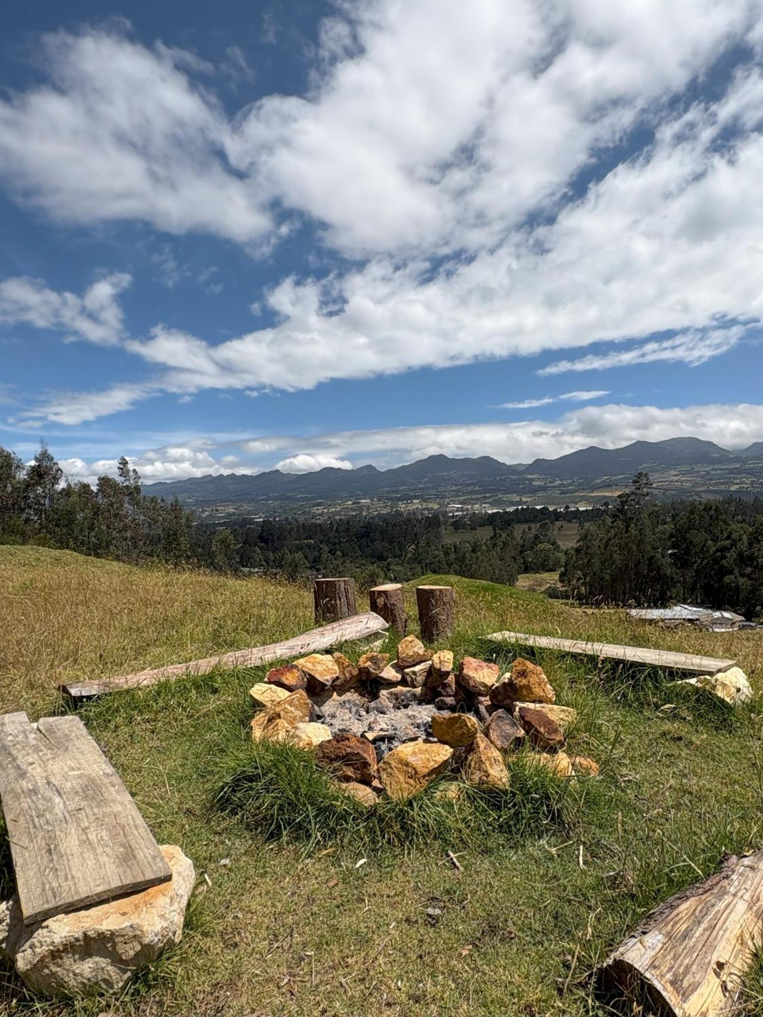 La Alejandria De Guasca Hotell Exteriör bild